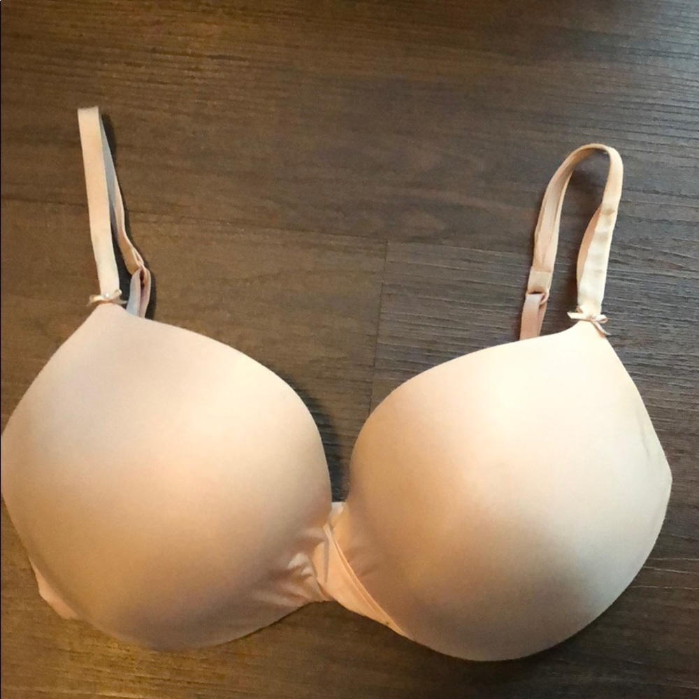 Victoria’s Secret Plunge Bra